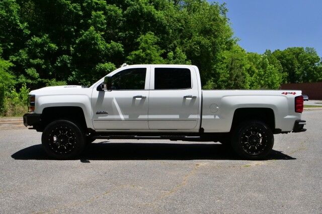 2019 Chevrolet Silverado 3500HD High Country 4X4 / Plus Package / Duramax Diesel! High Point NC