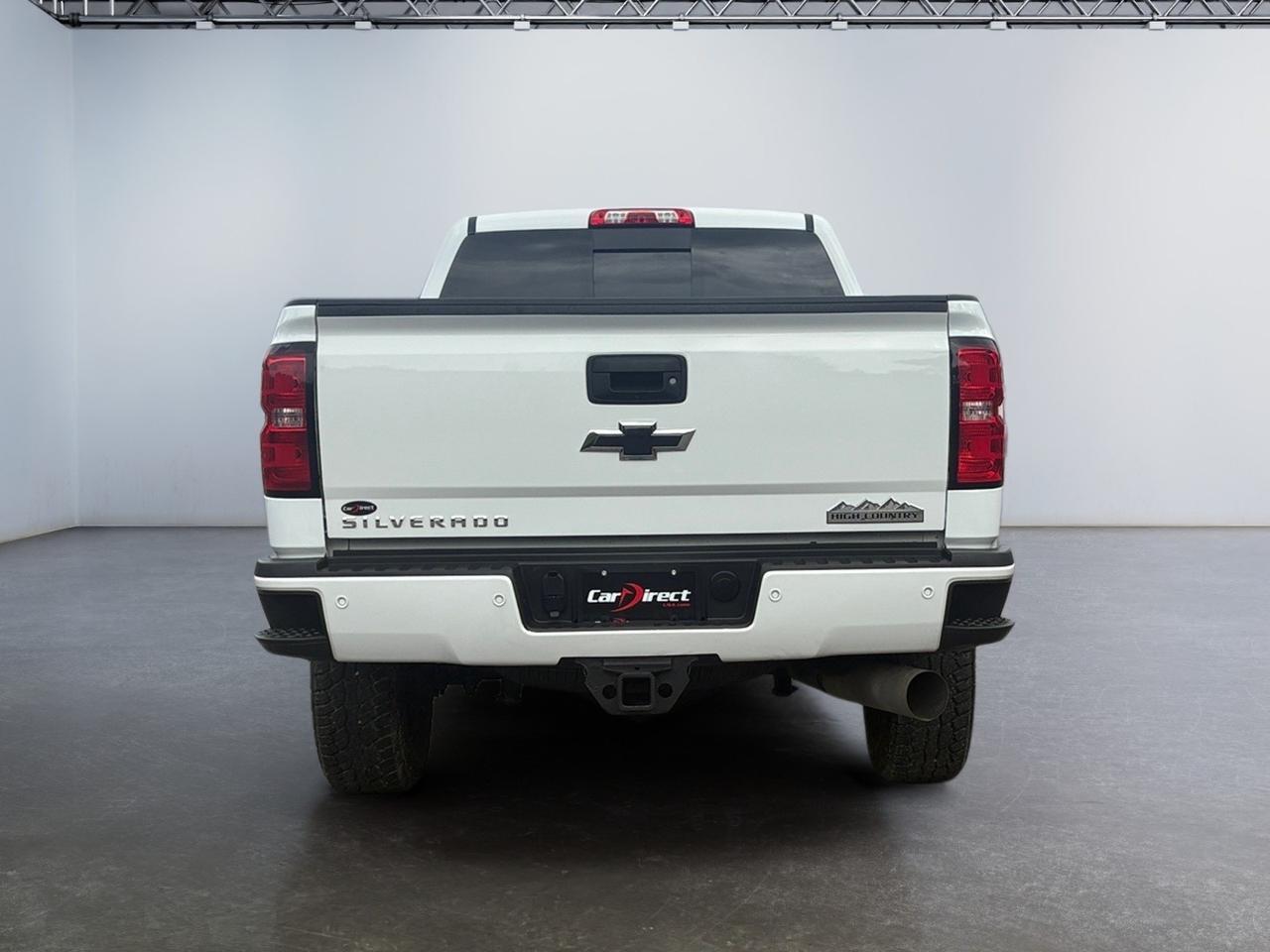 2019 Chevrolet Silverado 3500HD High Country, BED LINER, RUNNING BOARDS, TOW PACKAGE, SUNROOF, REMOTE START, BACKUP CAMERA, HEATED & A/CA SEATS, NAVIGATION, REAR POWER SLIDING WINDOW, ONLY 1 OWNER, GO ON THE COUNTRY ROAD IN THIS 3500 Virginia Beach VA