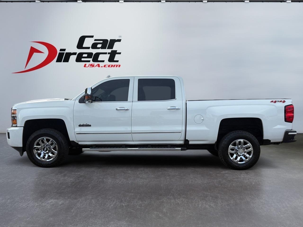 2019 Chevrolet Silverado 3500HD High Country, BED LINER, RUNNING BOARDS, TOW PACKAGE, SUNROOF, REMOTE START, BACKUP CAMERA, HEATED & A/CA SEATS, NAVIGATION, REAR POWER SLIDING WINDOW, ONLY 1 OWNER, GO ON THE COUNTRY ROAD IN THIS 3500 Virginia Beach VA