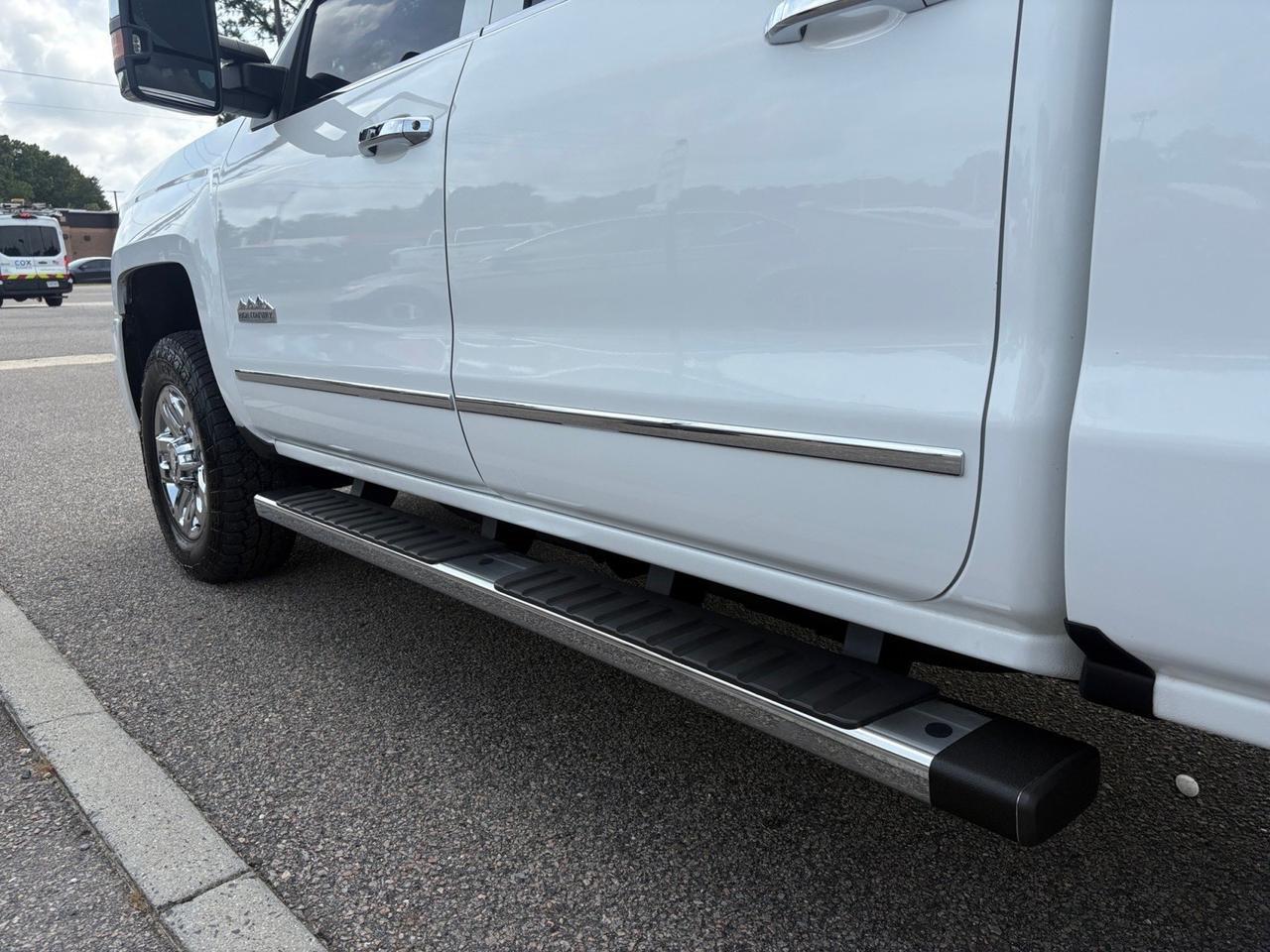 2019 Chevrolet Silverado 3500HD High Country, BED LINER, RUNNING BOARDS, TOW PACKAGE, SUNROOF, REMOTE START, BACKUP CAMERA, HEATED & A/CA SEATS, NAVIGATION, REAR POWER SLIDING WINDOW, ONLY 1 OWNER, GO ON THE COUNTRY ROAD IN THIS 3500 Virginia Beach VA