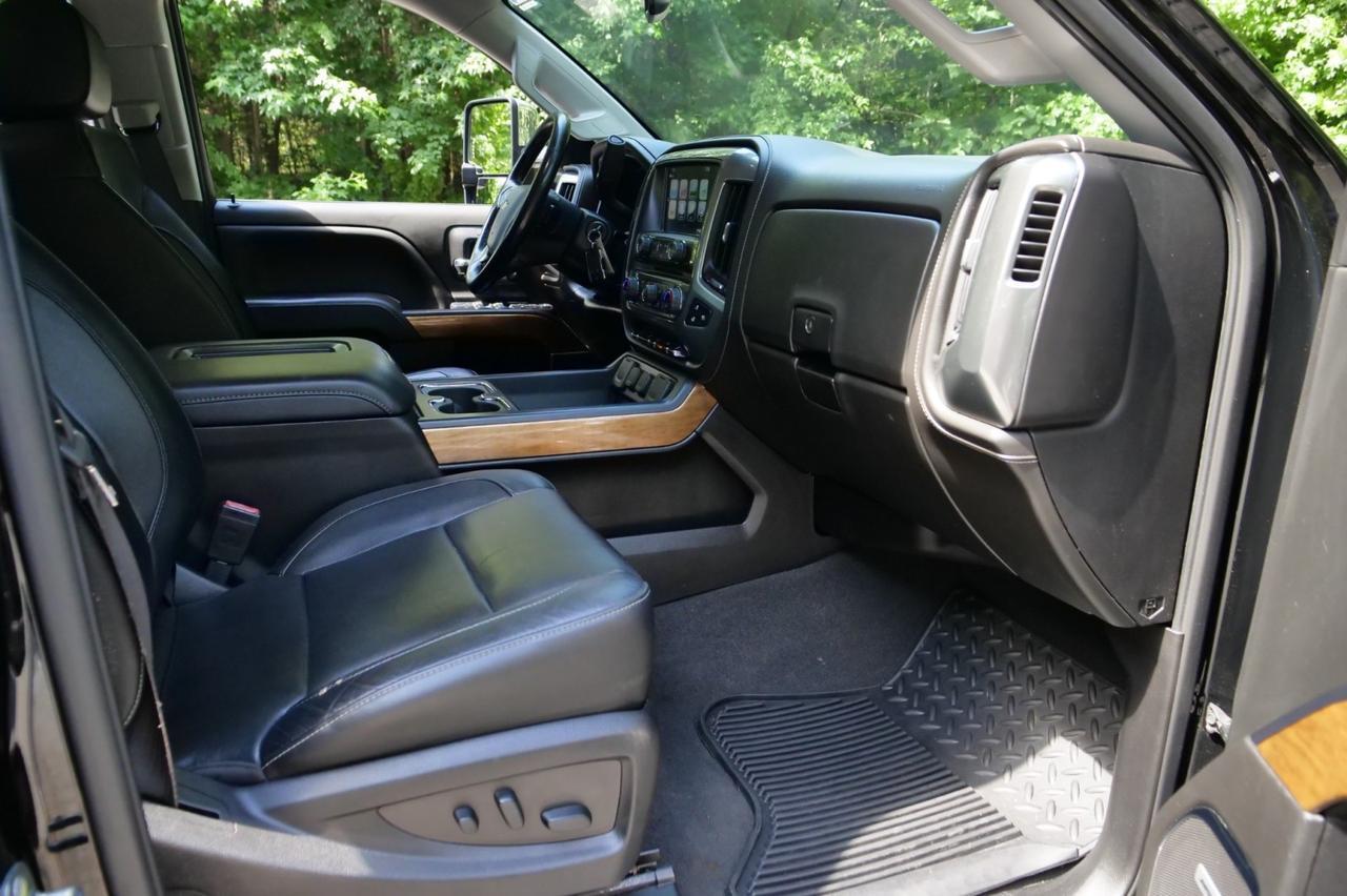2019 Chevrolet Silverado 3500HD LTZ 4X4 / Plus Package / Duramax V8! Lincolnton NC