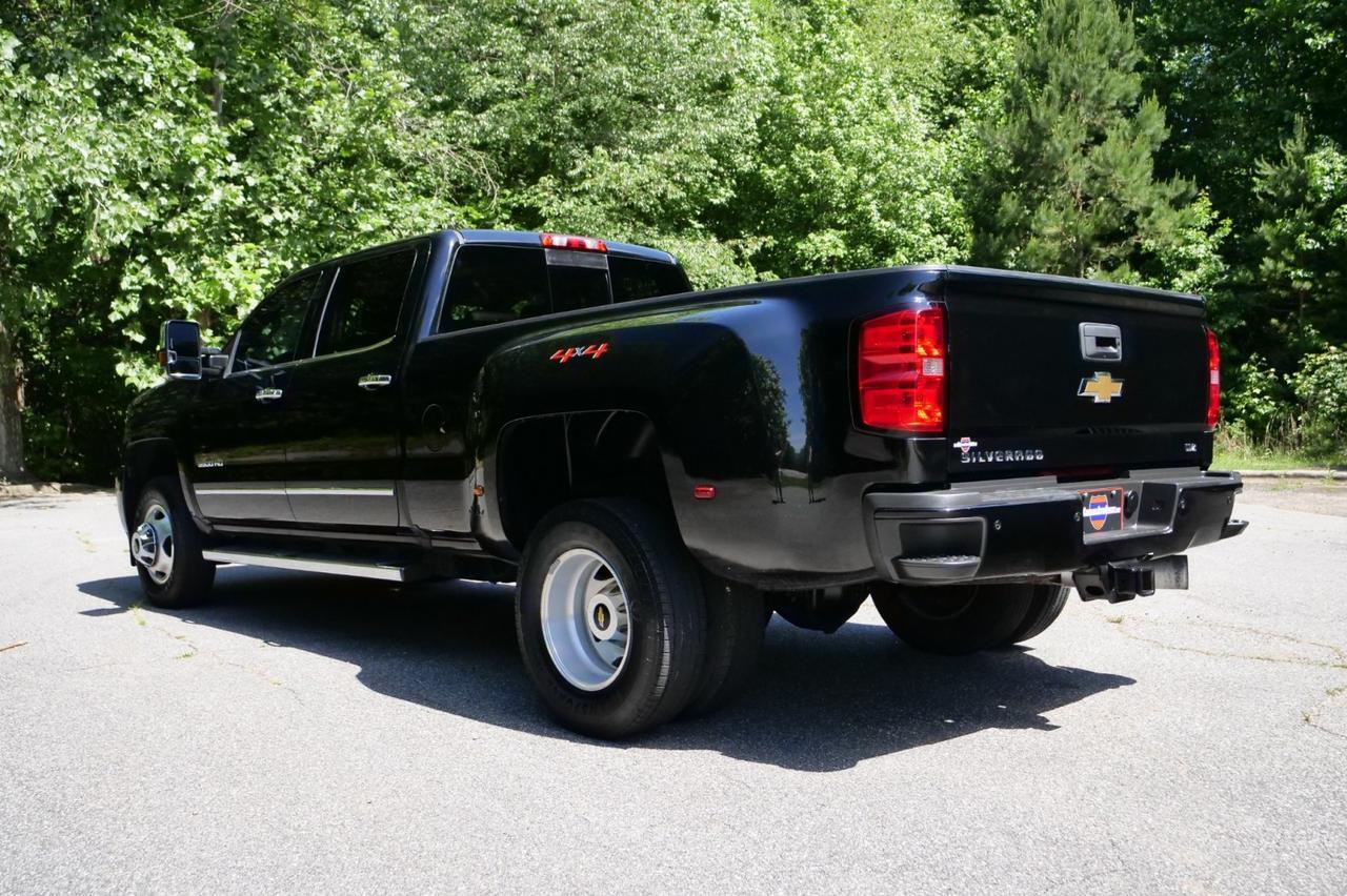 2019 Chevrolet Silverado 3500HD LTZ 4X4 / Plus Package / Duramax V8! Lincolnton NC
