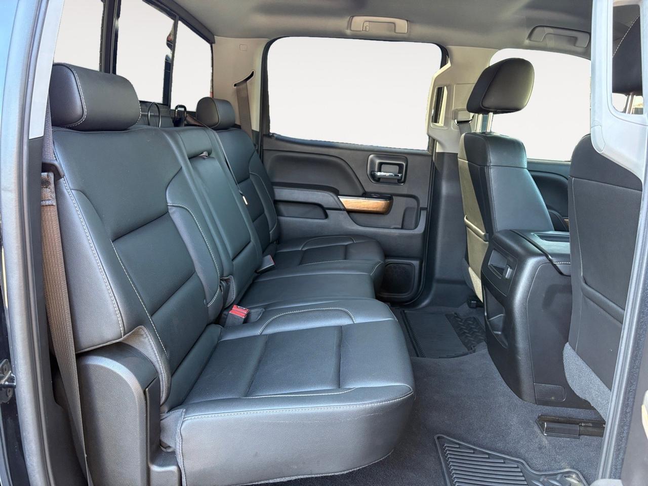 2019 Chevrolet Silverado 3500HD LTZ, DUALLY TOW PACKAGE, RUNNING BOARDS, HARD TONNEAU COVER, APPLE CARPLAY/ANDROID AUTO, HEATED & COOLING SEATS, BLIND SPOT ALERT, BACKUP CAMERA WITH PARKING SENSORS, ONLY 59K MILES, JUST 1 OWNER, RIDE BIG IN THIS 3500! Virginia Beach VA