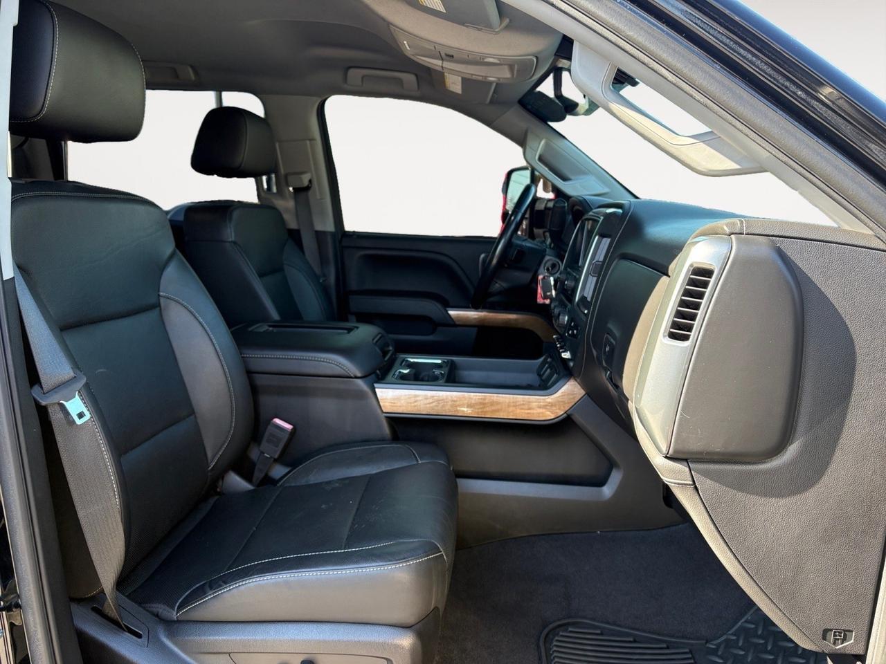 2019 Chevrolet Silverado 3500HD LTZ, DUALLY TOW PACKAGE, RUNNING BOARDS, HARD TONNEAU COVER, APPLE CARPLAY/ANDROID AUTO, HEATED & COOLING SEATS, BLIND SPOT ALERT, BACKUP CAMERA WITH PARKING SENSORS, ONLY 59K MILES, ONE OWNER FLORIDA TRUCK NO RUST!!! Virginia Beach VA