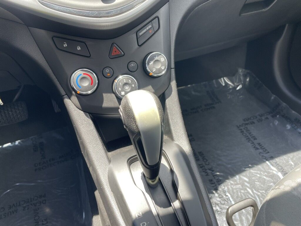 2019 Chevrolet Sonic LT~CLEAN CARFAX~HATCHBACK~ONLINE FINANCE AND SHIPPING AVAILABLE!!!! Sarasota FL