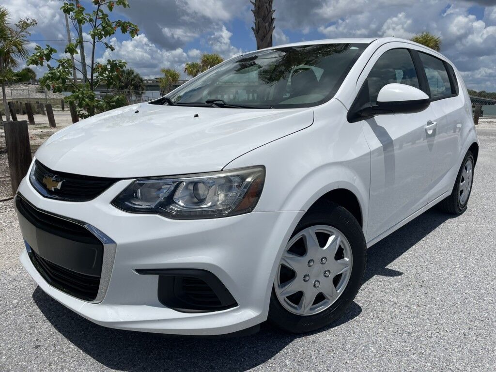 2019 Chevrolet Sonic LT~CLEAN CARFAX~HATCHBACK~ONLINE FINANCE AND SHIPPING AVAILABLE!!!! Sarasota FL