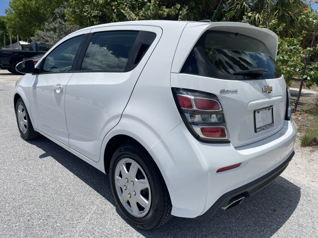 2019 Chevrolet Sonic LT~CLEAN CARFAX~HATCHBACK~ONLINE FINANCE AND SHIPPING AVAILABLE!!!! Sarasota FL