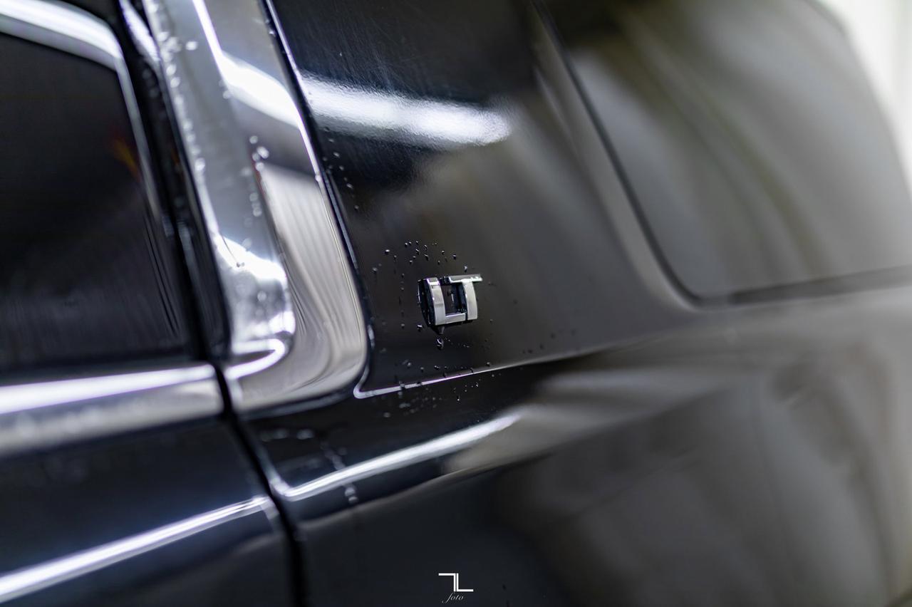 2019 Chevrolet Suburban 1500 4x4 LT Leather Roof Nav DVD Red Deer AB