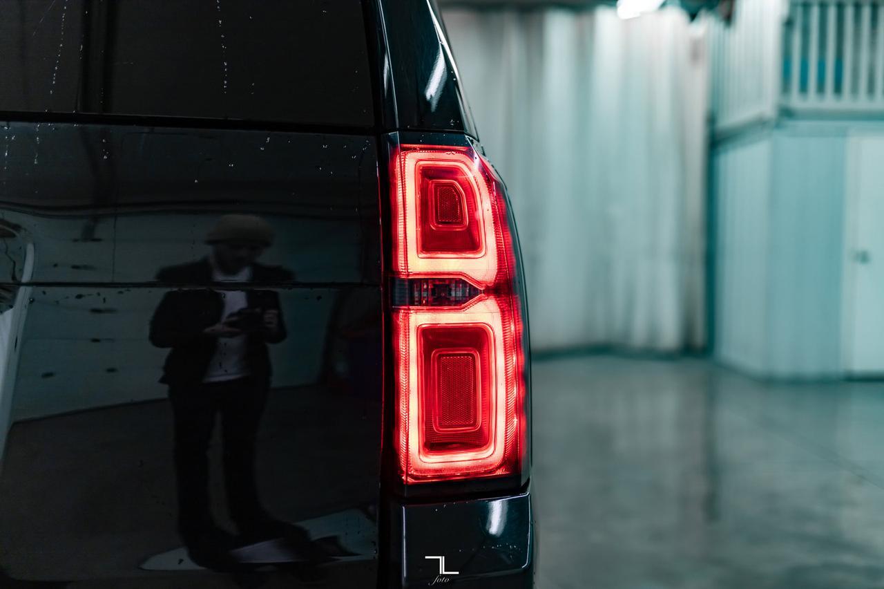 2019 Chevrolet Suburban 1500 4x4 LT Leather Roof Nav DVD Red Deer AB