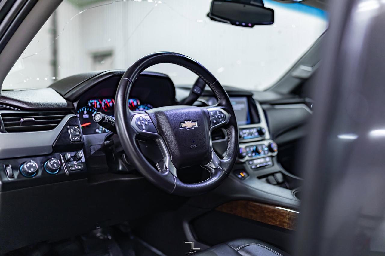 2019 Chevrolet Suburban 1500 4x4 LT Leather Roof Nav DVD Red Deer AB