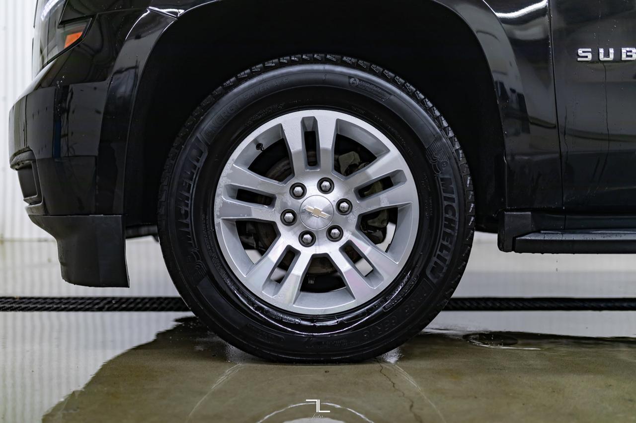 2019 Chevrolet Suburban 1500 4x4 LT Leather Roof Nav DVD Red Deer AB