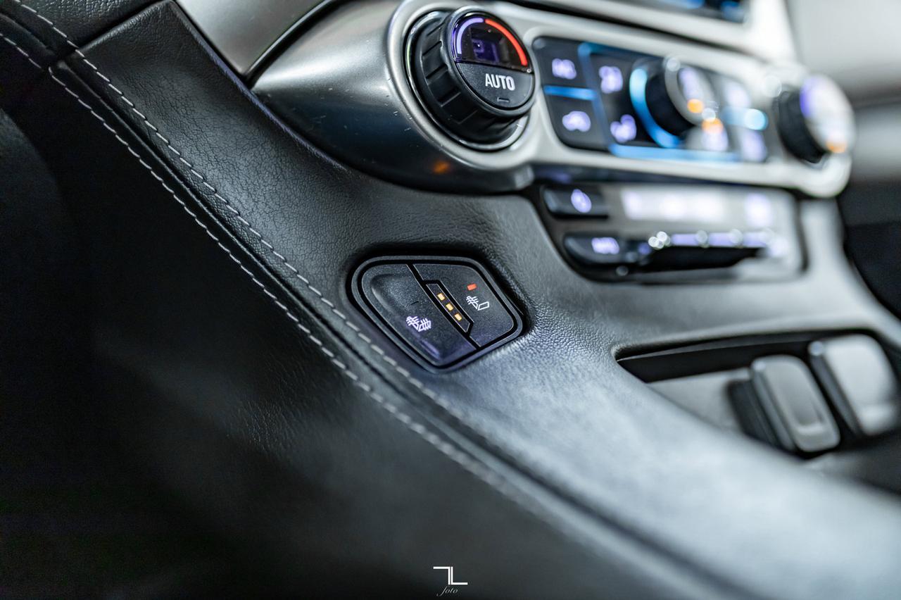 2019 Chevrolet Suburban 1500 4x4 LT Leather Roof Nav DVD Red Deer AB