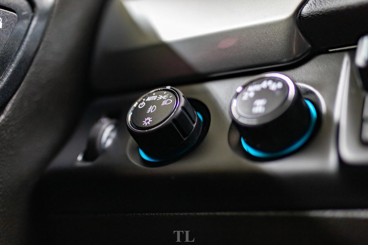 2019 Chevrolet Suburban AWD LT Leather Roof Nav BCam Red Deer AB