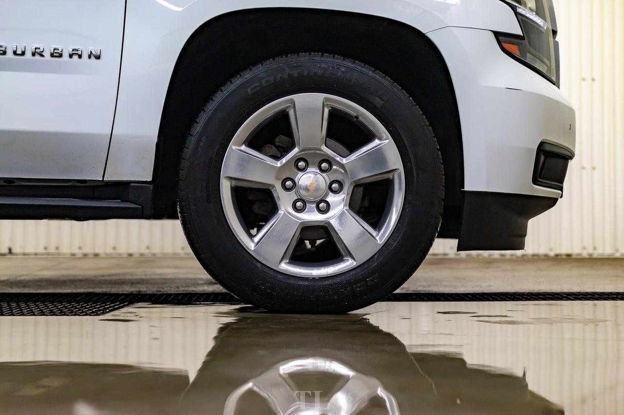 2019 Chevrolet Suburban AWD LT Leather Roof Nav BCam Red Deer AB