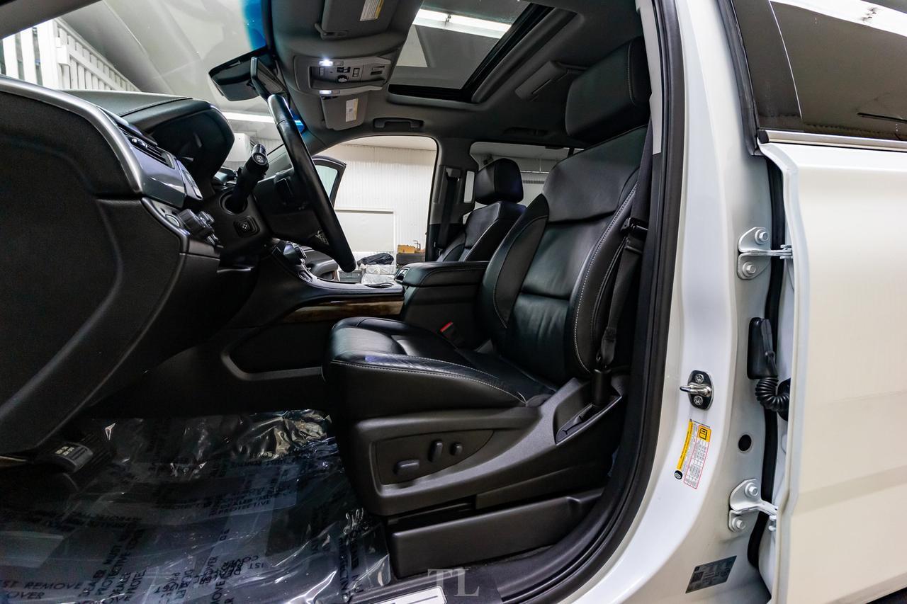 2019 Chevrolet Suburban AWD LT Leather Roof Nav BCam Red Deer AB