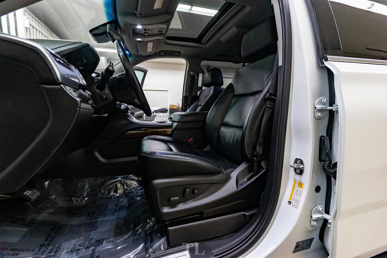 2019 Chevrolet Suburban AWD LT Leather Roof Nav BCam Red Deer AB