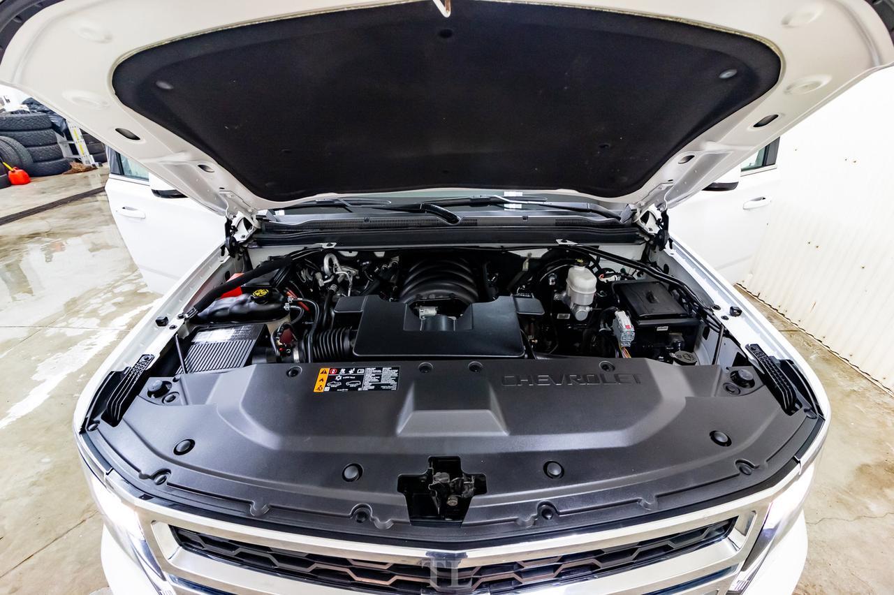 2019 Chevrolet Suburban AWD LT Leather Roof Nav BCam Red Deer AB