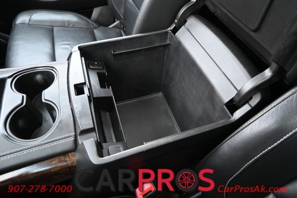 2019 Chevrolet Suburban LT - 5.3L V8 - 4X4 - Power & Heated Leather Seats - Remote Start - Bluetooth - Navigation - Backup Camera - Bose Speakers - Sunroof - 3rd Row - Seats 8 - Rear Entertainment - Power Liftgate - Tow Pkg Anchorage AK