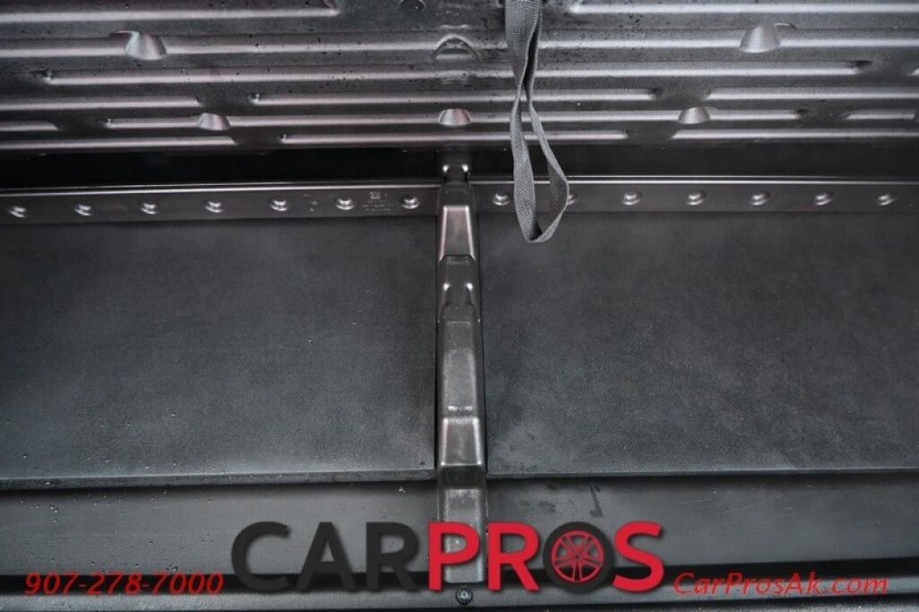 2019 Chevrolet Suburban LT - 5.3L V8 - 4X4 - Power & Heated Leather Seats - Remote Start - Bluetooth - Navigation - Backup Camera - Bose Speakers - Sunroof - 3rd Row - Seats 8 - Rear Entertainment - Power Liftgate - Tow Pkg Anchorage AK