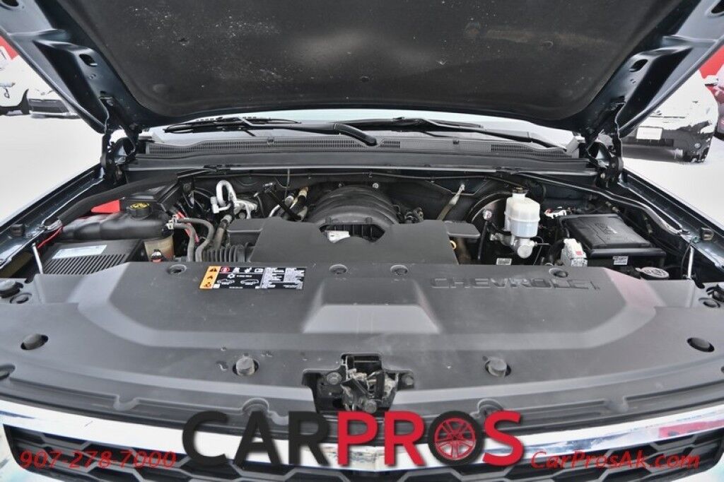 2019 Chevrolet Suburban LT - 5.3L V8 - 4X4 - Power & Heated Leather Seats - Remote Start - Bluetooth - Navigation - Backup Camera - Bose Speakers - Sunroof - 3rd Row - Seats 8 - Rear Entertainment - Power Liftgate - Tow Pkg Anchorage AK