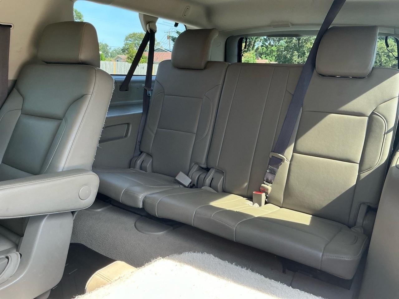 2019 Chevrolet Suburban LT, HEATED/VENTILATED SEATS, HEATED REAR SEATS, SUNROOF, DVD ENTERTAINMENT, BOSE SPEAKERS, UNIVERSAL GARAGE DOOR OPENER, CAPTAINS CHAIRS, 3RD ROW, POWER LIFTGATE, BACKUP CAMERA, POWER FOLDING MIRRORS, THIS MEAN GREEN BEAST IS SURE TO BLOW YOUR MIND! Norfolk VA