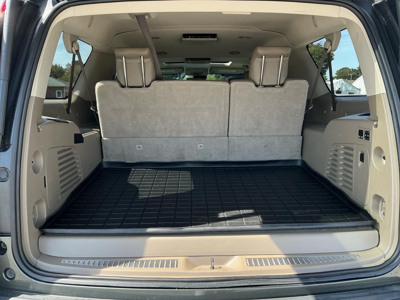 2019 Chevrolet Suburban LT, HEATED/VENTILATED SEATS, HEATED REAR SEATS, SUNROOF, DVD ENTERTAINMENT, BOSE SPEAKERS, UNIVERSAL GARAGE DOOR OPENER, CAPTAINS CHAIRS, 3RD ROW, POWER LIFTGATE, BACKUP CAMERA, POWER FOLDING MIRRORS, THIS MEAN GREEN BEAST IS SURE TO BLOW YOUR MIND! Norfolk VA