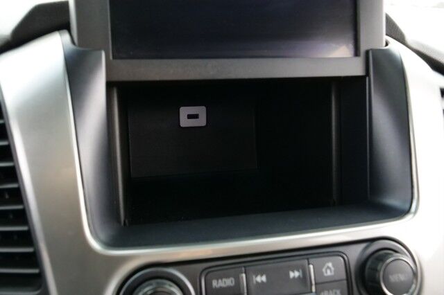 2019 Chevrolet Suburban LT / Luxury Package / Sunroof / Third Row! High Point NC