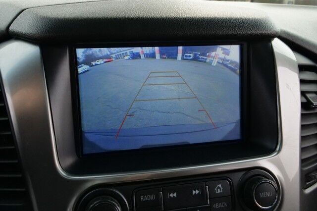 2019 Chevrolet Suburban LT / Luxury Package / Sunroof / Third Row! High Point NC