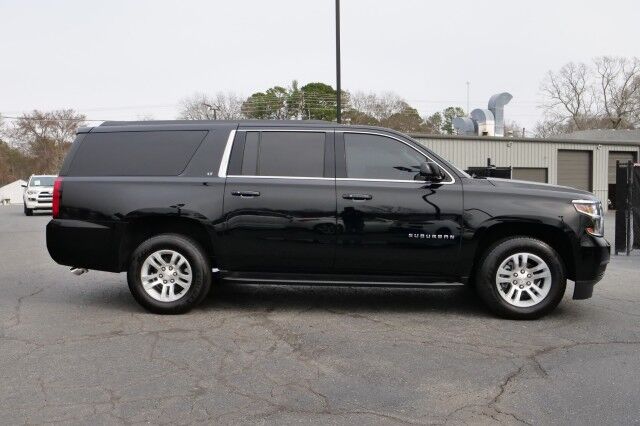 2019 Chevrolet Suburban LT / Luxury Package / Sunroof / Third Row! High Point NC