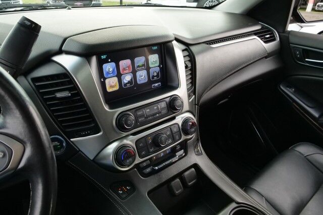 2019 Chevrolet Suburban LT / Luxury Package / Sunroof / Third Row! High Point NC