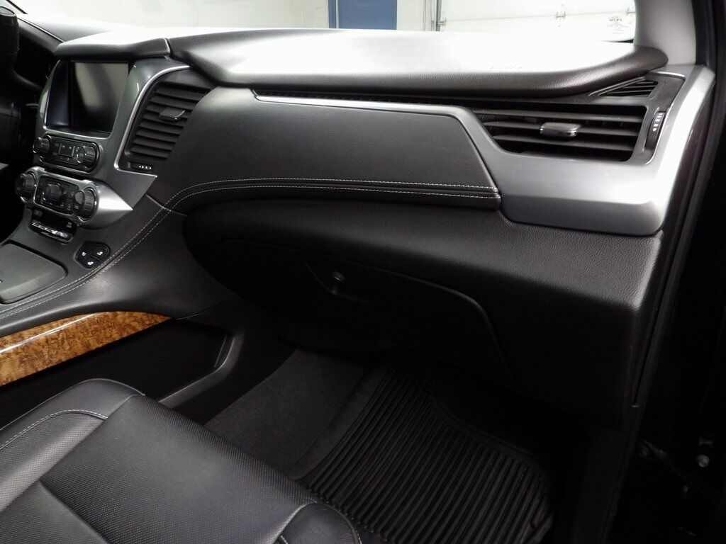 2019 Chevrolet Suburban Premier 4WD 7 Passenger Fond du Lac WI