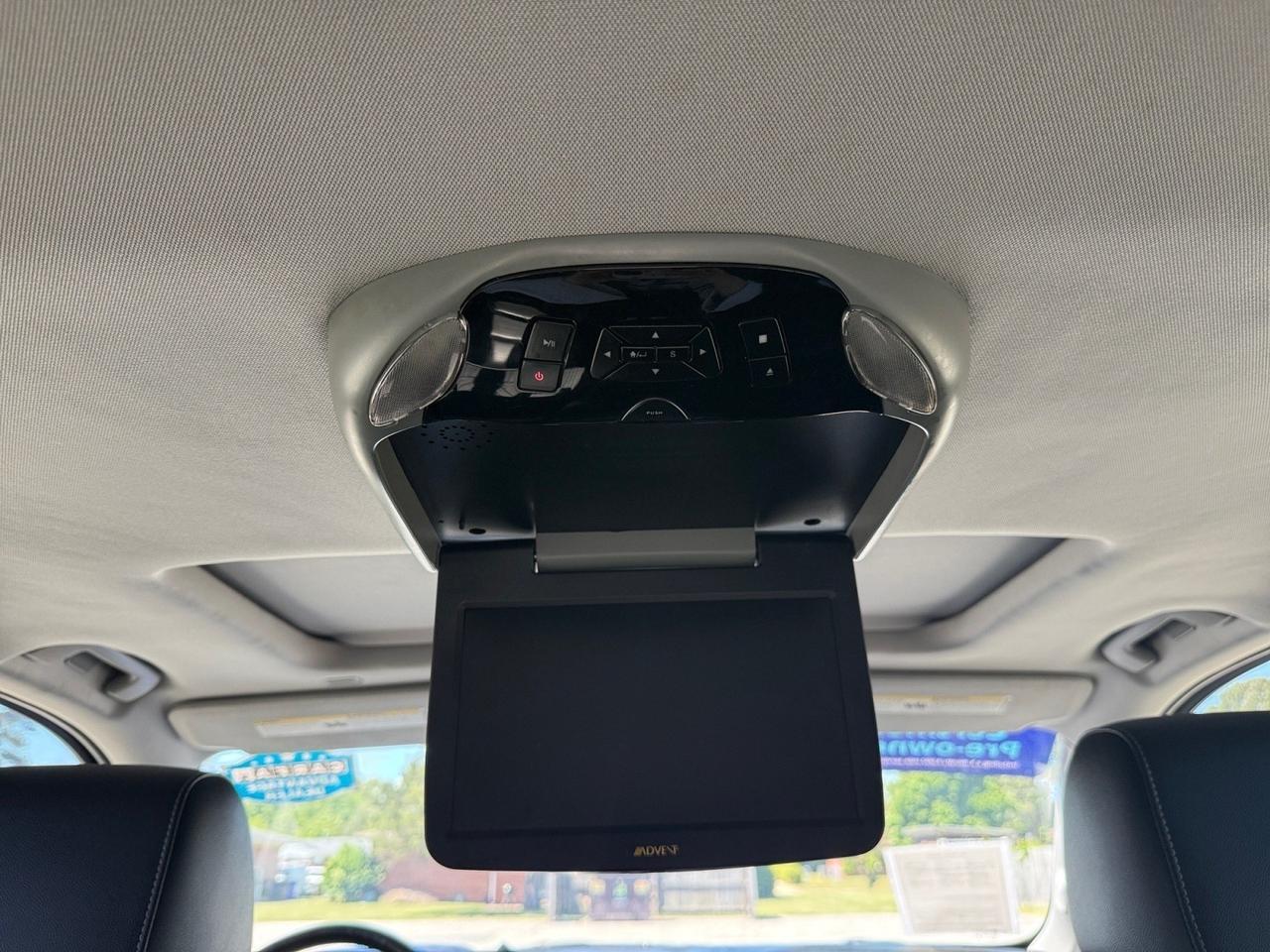 2019 Chevrolet Suburban Premier, HEATED/VENTILATED SEATS, APPLE CARPLAY/ANDROID AUTO, WIFI, UNIVERSAL GARAGE DOOR OPENER, POWER FOLDING MIRRORS, POWER/HEATED MIRRORS, REMOTE KEYLESS ENTRY, LUGGAGE RACK, TOW PACKAGE, RUNNING BOARDS, THIS IS THE PERFECT FAMILY VEHICLE FOR THE Norfolk VA