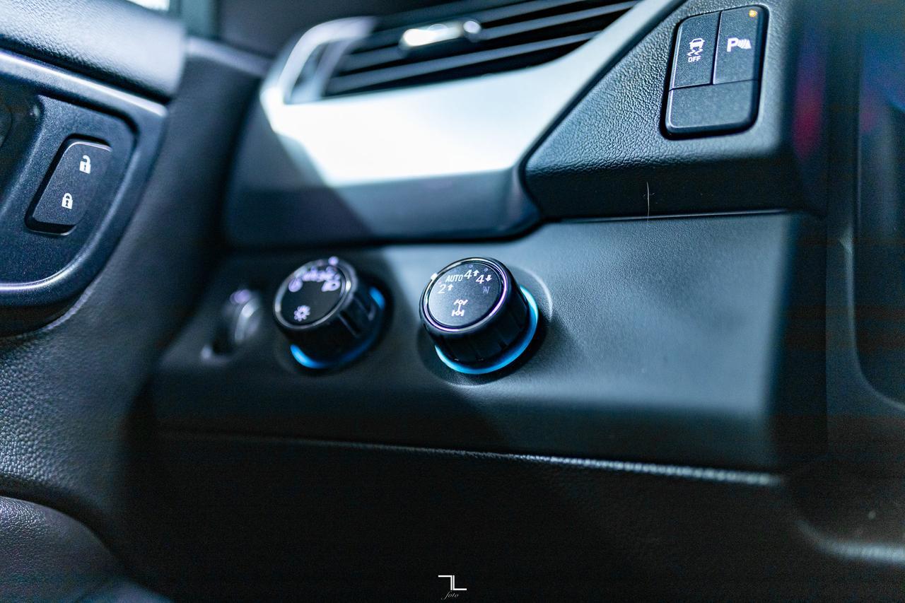 2019 Chevrolet Tahoe 1500 4x4 LT PSeat BCam 9 Passenger Red Deer AB