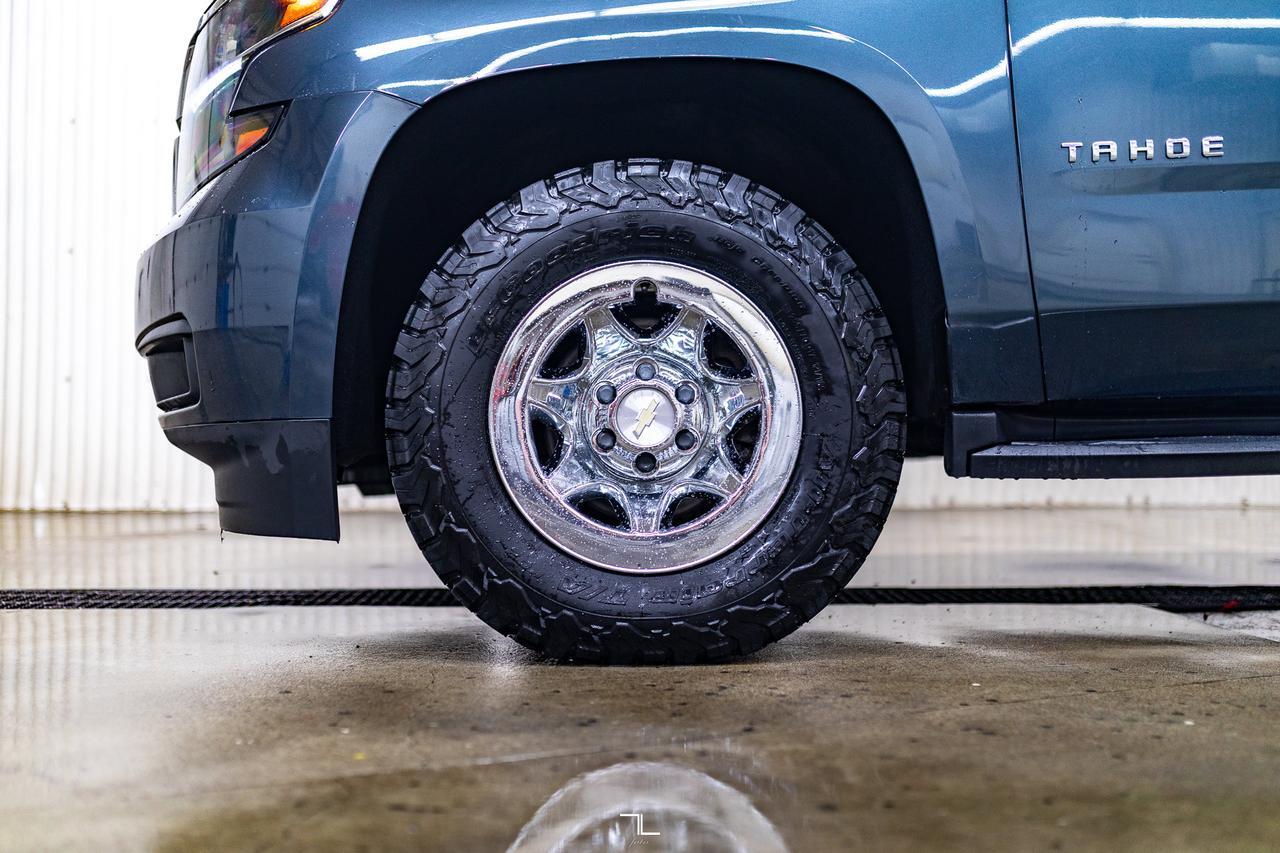 2019 Chevrolet Tahoe 1500 4x4 LT PSeat BCam 9 Passenger Red Deer AB