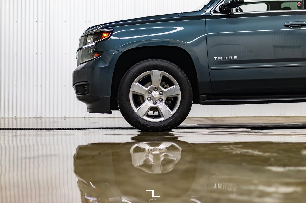 2019 Chevrolet Tahoe 4x4 LS BCam 8 Passenger Red Deer AB