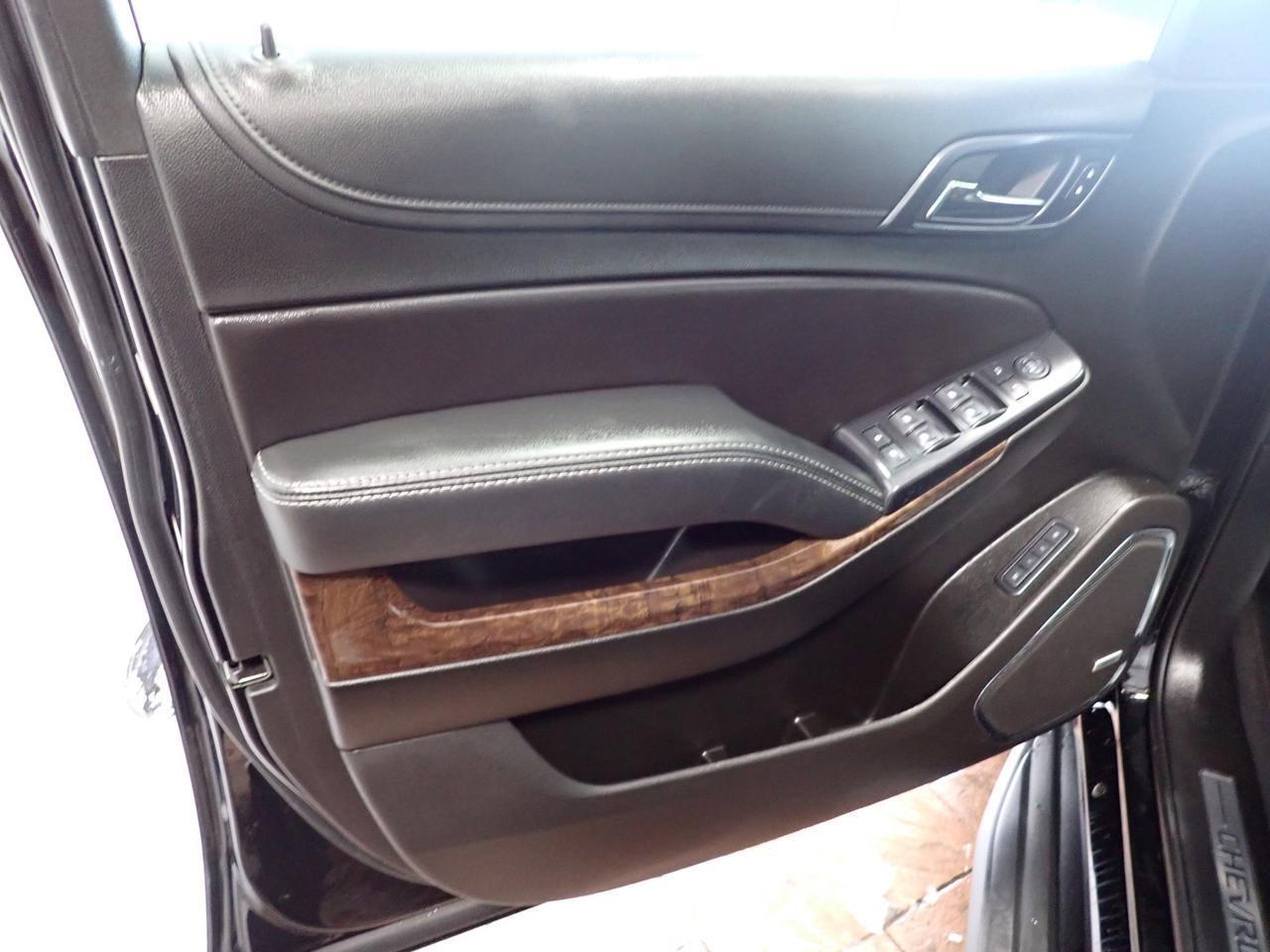 2019 Chevrolet Tahoe LT 4WD 4DR LEATHER NAVI SUNROOF DVD Listowel ON