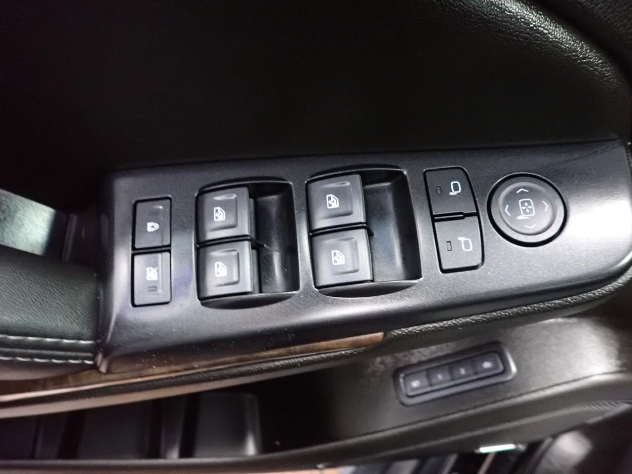 2019 Chevrolet Tahoe LT 4WD 4DR LEATHER NAVI SUNROOF DVD Listowel ON