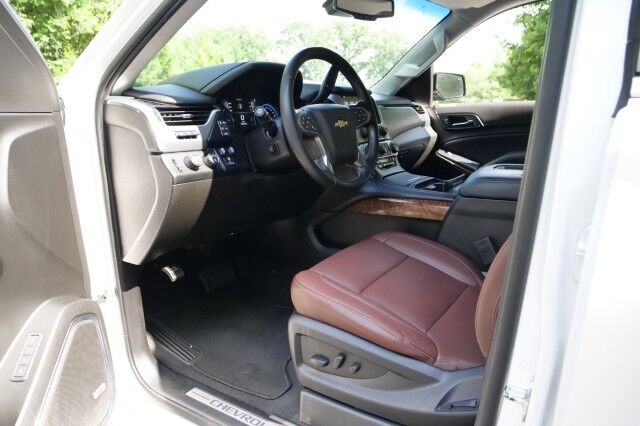 2019 Chevrolet Tahoe Premier 4WD / Plus Edition / Rear Entertainment! High Point NC