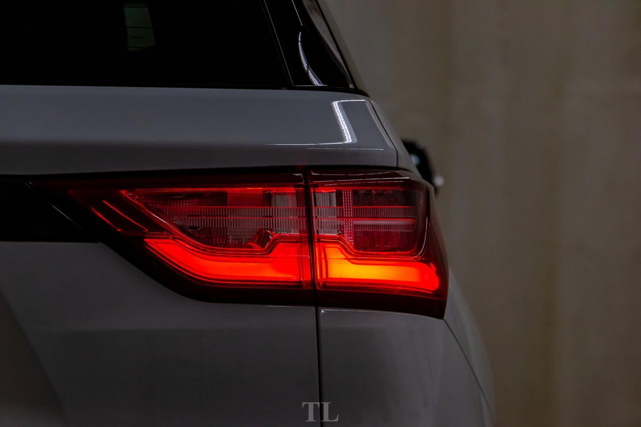 2019 Chevrolet Traverse 1LT BCam 3rd Row Seating Red Deer AB