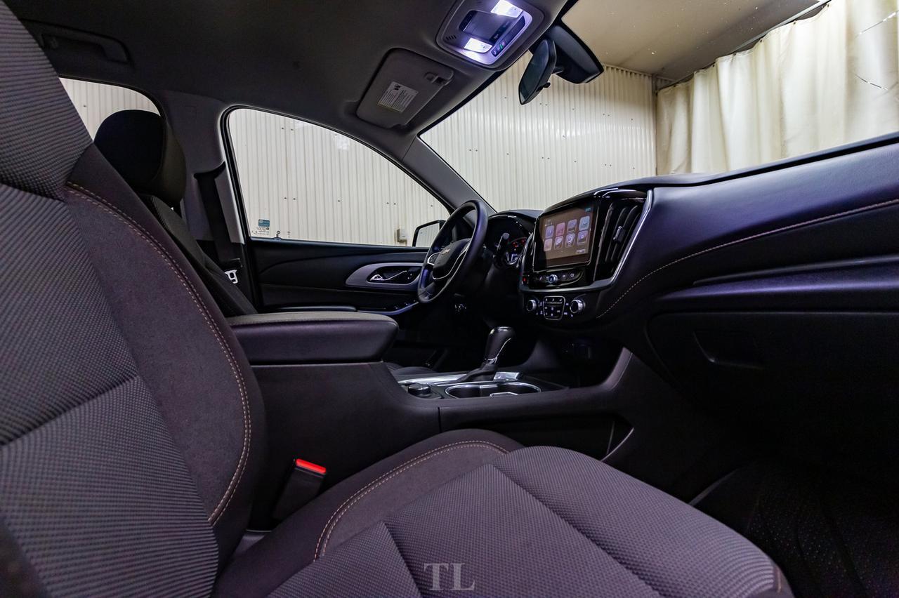 2019 Chevrolet Traverse 1LT BCam 3rd Row Seating Red Deer AB