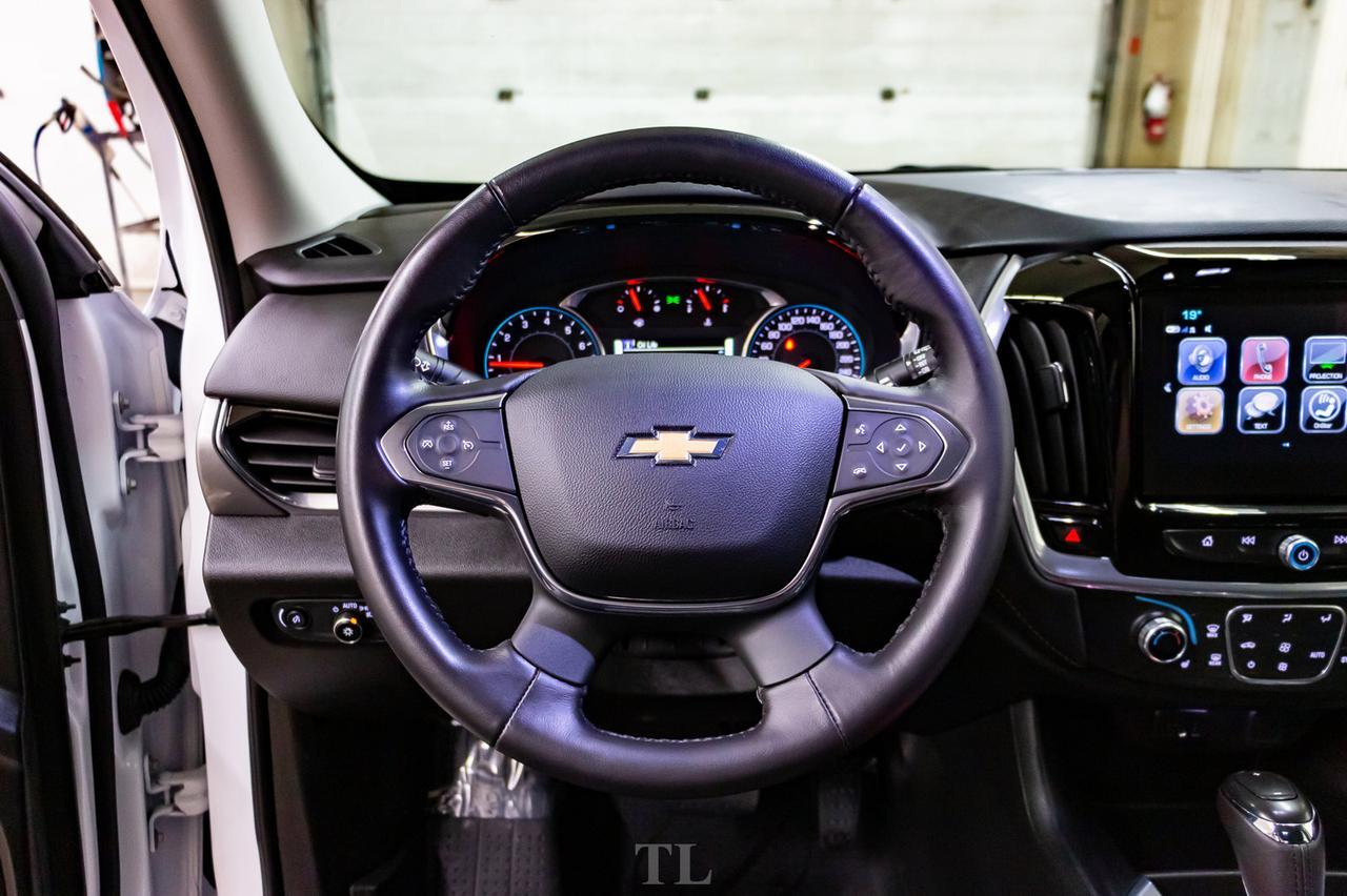 2019 Chevrolet Traverse 1LT BCam 3rd Row Seating Red Deer AB