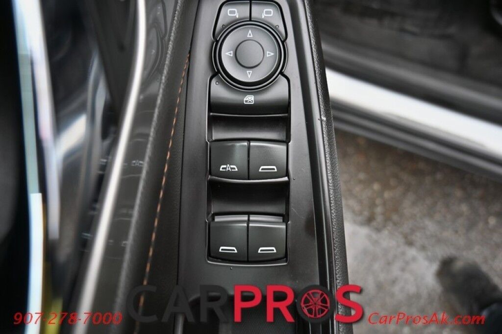 2019 Chevrolet Traverse 3LT - AWD - 3.6L V6 - Power & Heated Leather Seats - Remote Start - Bose Premium Sound - Navigation - Backup Camera with 360 Surround - Blind Spot Monitor - 2nd Row Captain's Chairs - 3rd Row - Power Liftgate - Tow Pkg - Seats 7 Anchorage AK