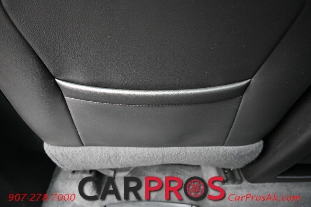 2019 Chevrolet Traverse 3LT - AWD - 3.6L V6 - Power & Heated Leather Seats - Remote Start - Bose Premium Sound - Navigation - Backup Camera with 360 Surround - Blind Spot Monitor - 2nd Row Captain's Chairs - 3rd Row - Power Liftgate - Tow Pkg - Seats 7 Anchorage AK