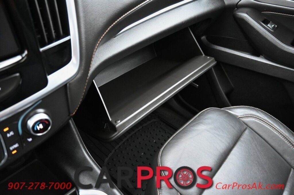 2019 Chevrolet Traverse 3LT - AWD - 3.6L V6 - Power & Heated Leather Seats - Remote Start - Bose Premium Sound - Navigation - Backup Camera with 360 Surround - Blind Spot Monitor - 2nd Row Captain's Chairs - 3rd Row - Power Liftgate - Tow Pkg - Seats 7 Anchorage AK