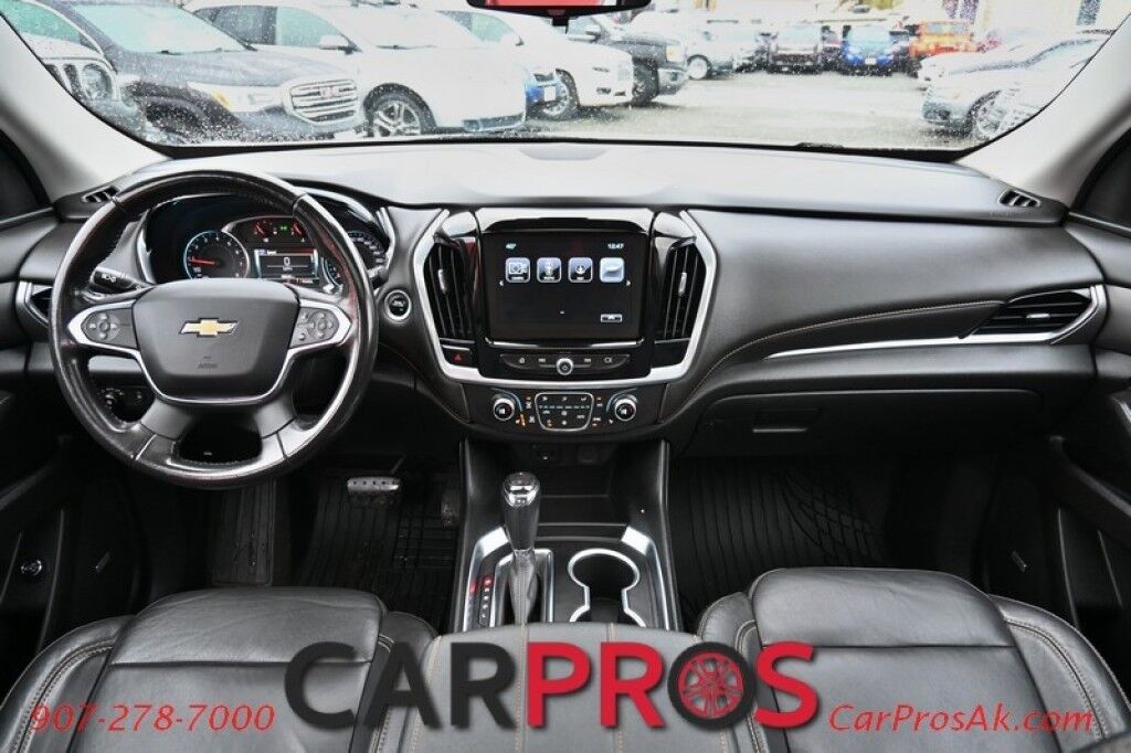 2019 Chevrolet Traverse 3LT - AWD - 3.6L V6 - Power & Heated Leather Seats - Remote Start - Bose Premium Sound - Navigation - Backup Camera with 360 Surround - Blind Spot Monitor - 2nd Row Captain's Chairs - 3rd Row - Power Liftgate - Tow Pkg - Seats 7 Anchorage AK