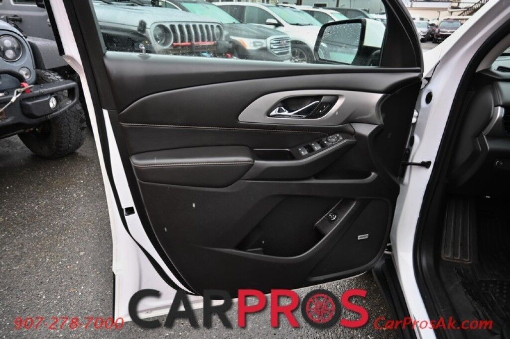 2019 Chevrolet Traverse 3LT - AWD - 3.6L V6 - Power & Heated Leather Seats - Remote Start - Bose Premium Sound - Navigation - Backup Camera with 360 Surround - Blind Spot Monitor - 2nd Row Captain's Chairs - 3rd Row - Power Liftgate - Tow Pkg - Seats 7 Anchorage AK