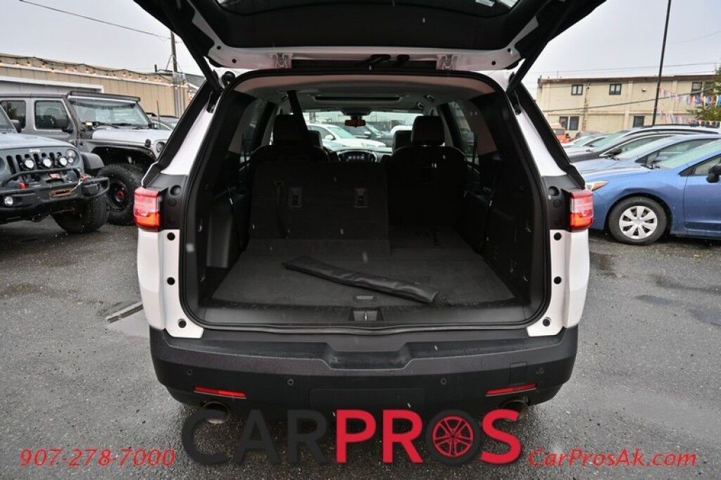 2019 Chevrolet Traverse 3LT - AWD - 3.6L V6 - Power & Heated Leather Seats - Remote Start - Bose Premium Sound - Navigation - Backup Camera with 360 Surround - Blind Spot Monitor - 2nd Row Captain's Chairs - 3rd Row - Power Liftgate - Tow Pkg - Seats 7 Anchorage AK