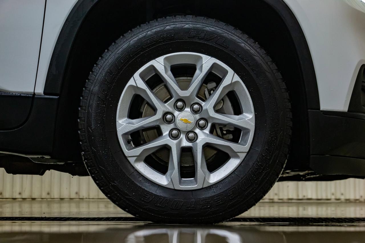 2019 Chevrolet Traverse AWD LS BCam Red Deer AB