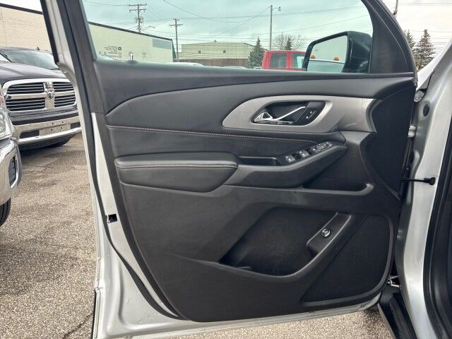 2019 Chevrolet Traverse LT Cloth Cleveland OH