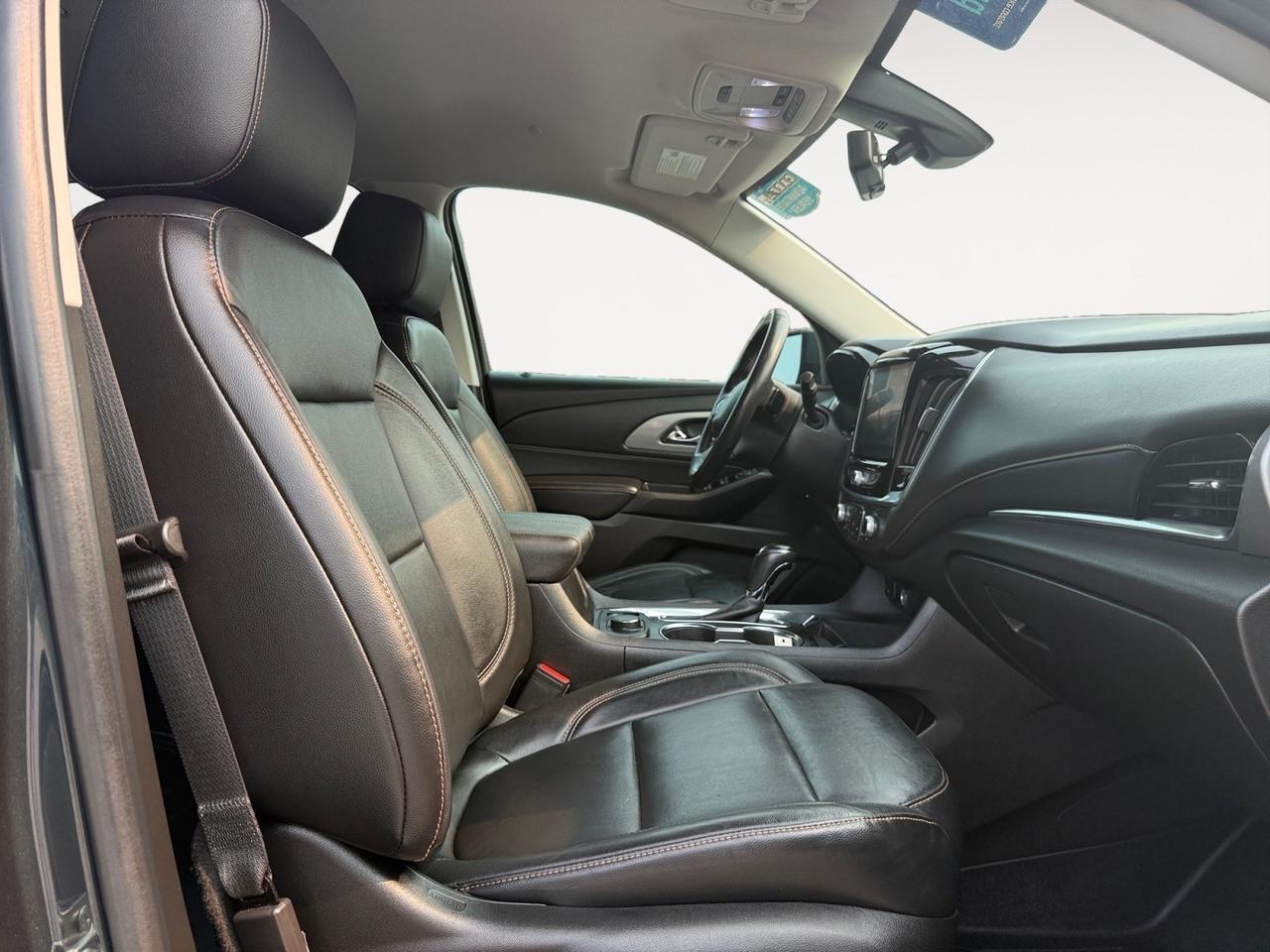 2019 Chevrolet Traverse RS, HEATED SEATS, BOSE SPEAKERS, DVD ENTERTAINMENT, BLUETOOTH, NAVIGATION, UNIVERSAL GARAGE DOOR OPENER, 3RD ROW, POWER LIFTGATE, BACKUP CAMERA, POWER MIRRORS, REMOTE START, CLEAN CARFAX! Norfolk VA